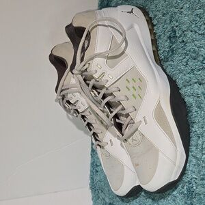 Nike Air Jordan Trainers White and Green Sneakers Size Mens 10.5